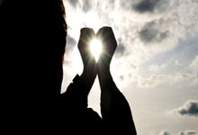 罗马诺：狼队有意维罗纳右后卫查丘瓦，已与维罗纳进行接洽