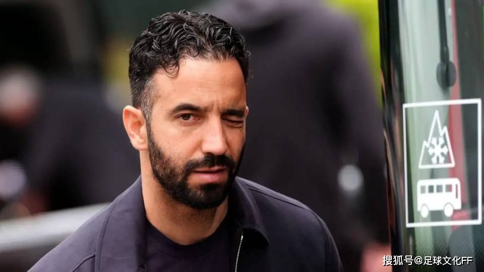 曼联拒绝阿森纳前锋报价，称英力士可能在未来 24 小时内触发条款