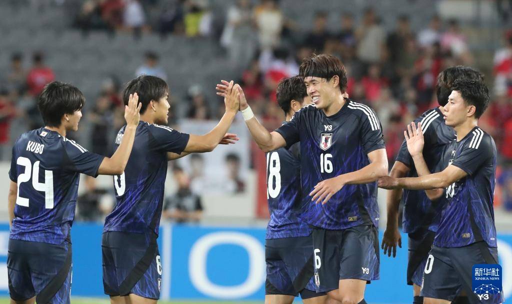 足球——东亚杯：日本队获得冠军