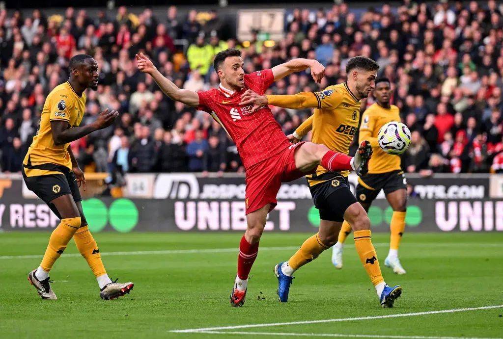 英超狼队官方：迪奥戈-若塔入选狼队名人堂