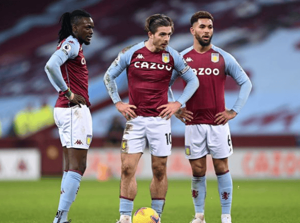 英超联赛第9轮，阿斯顿维拉主场对阵西汉姆联