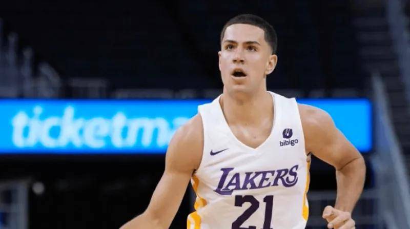 美记曝詹姆斯不会悄悄退役，将会举办退役巡演，杨瀚森评NBA对抗