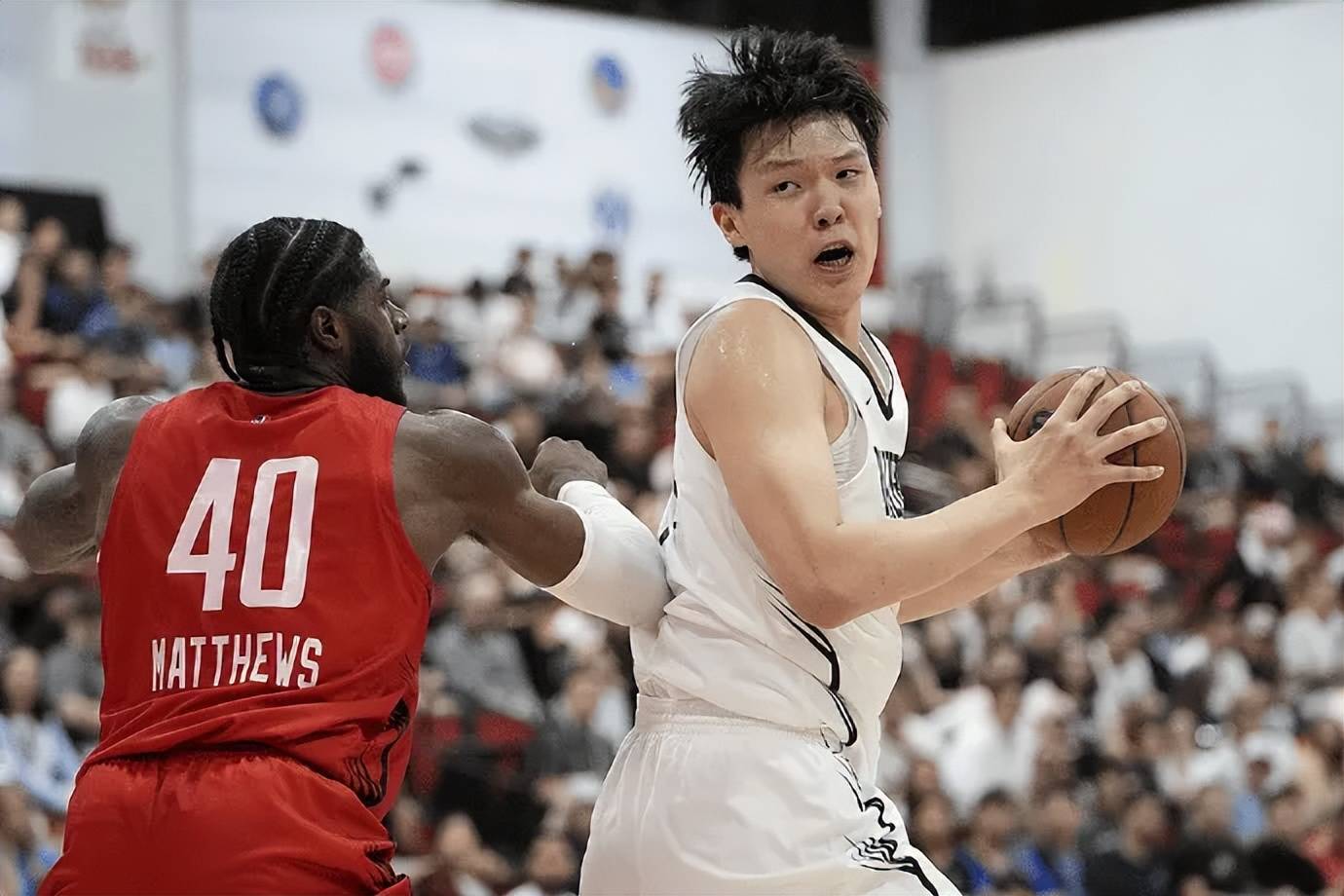 美记曝詹姆斯不会悄悄退役，将会举办退役巡演，杨瀚森评NBA对抗