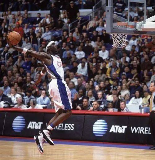 CBA三分雨升级！宏远新援场均23分，徐杰胡明轩迎最强火力搭档