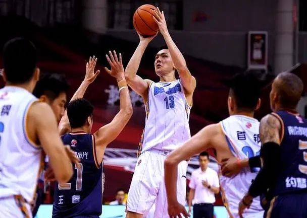 CBA没伤病却上不了场？35岁朱彦西的退役真相