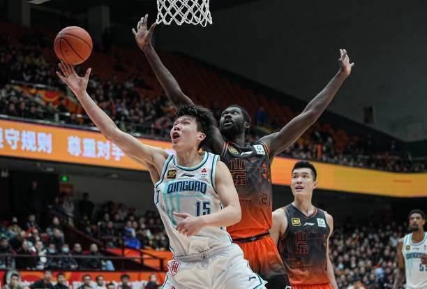 黄蜂自媒体评选秀33号签杨瀚森：或将成为夏洛特黄蜂的X因素