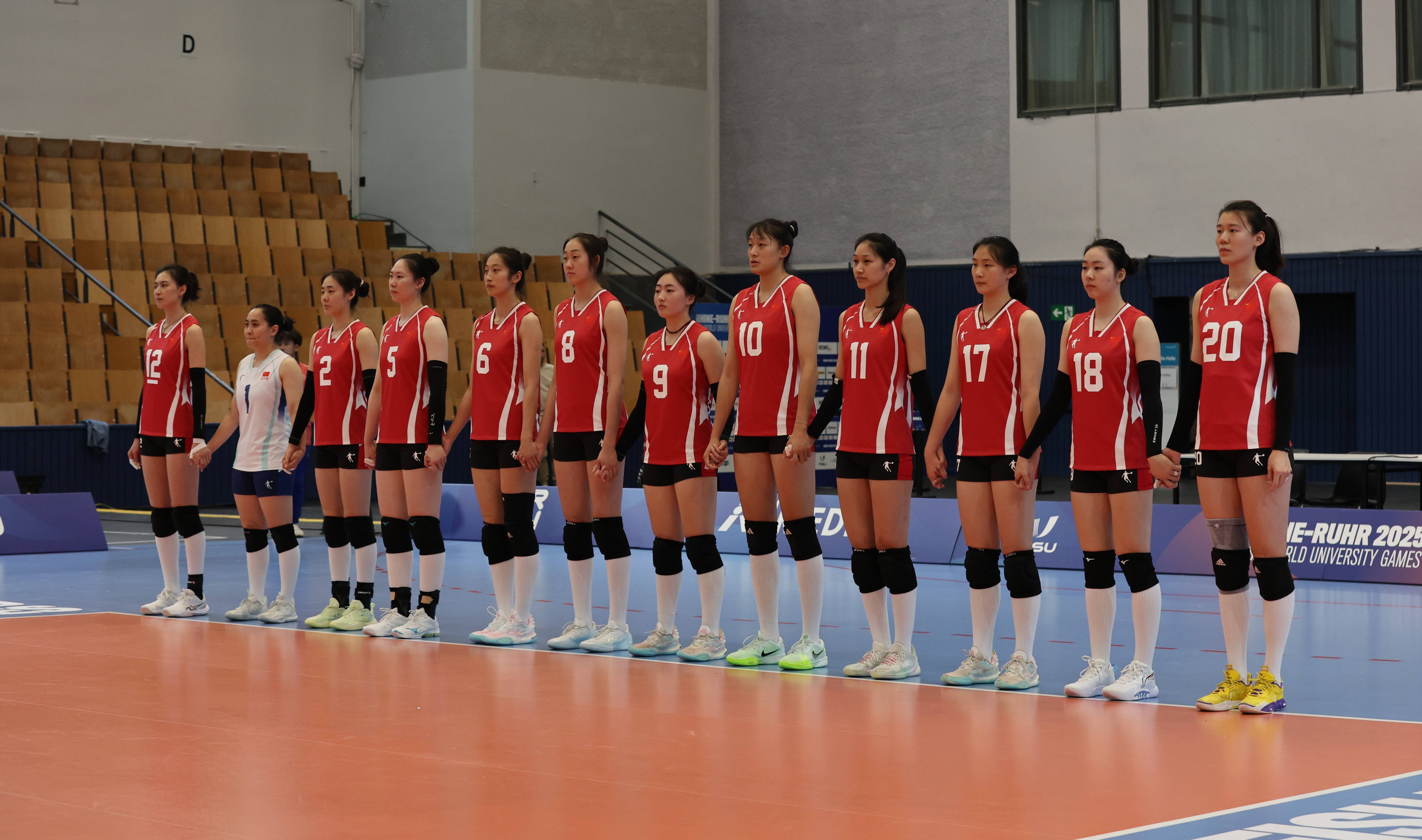 （体育）大运会——女排小组赛：中国队不敌德国队