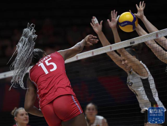 世界女排联赛（中国北京站）：法国队胜比利时队