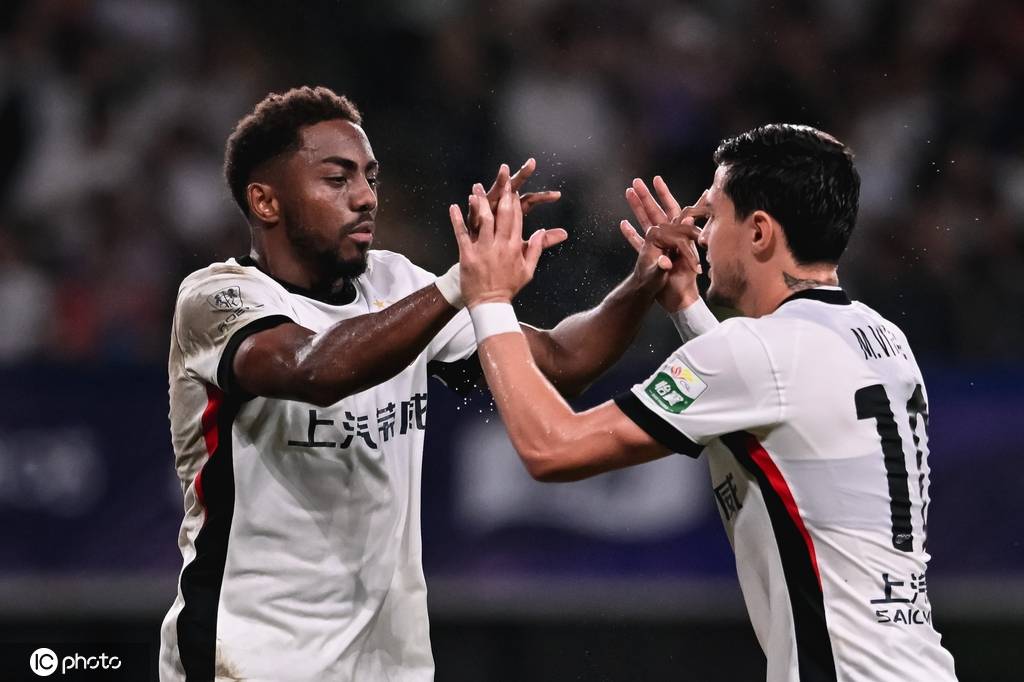 中超-刘若钒传射蒯纪闻中横梁 海港客场4-2梅州