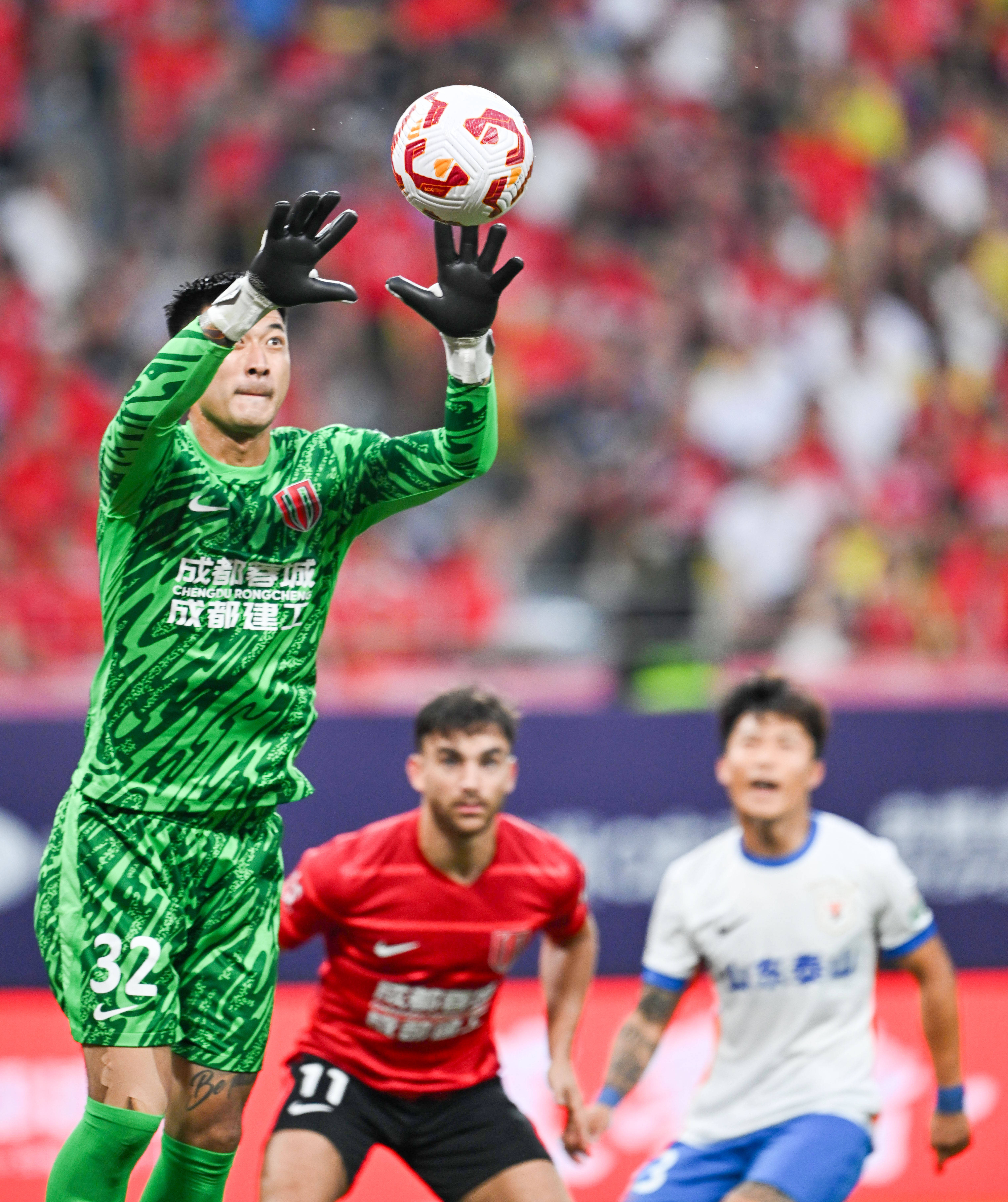 #（体育）足球——中超：成都蓉城战胜山东泰山