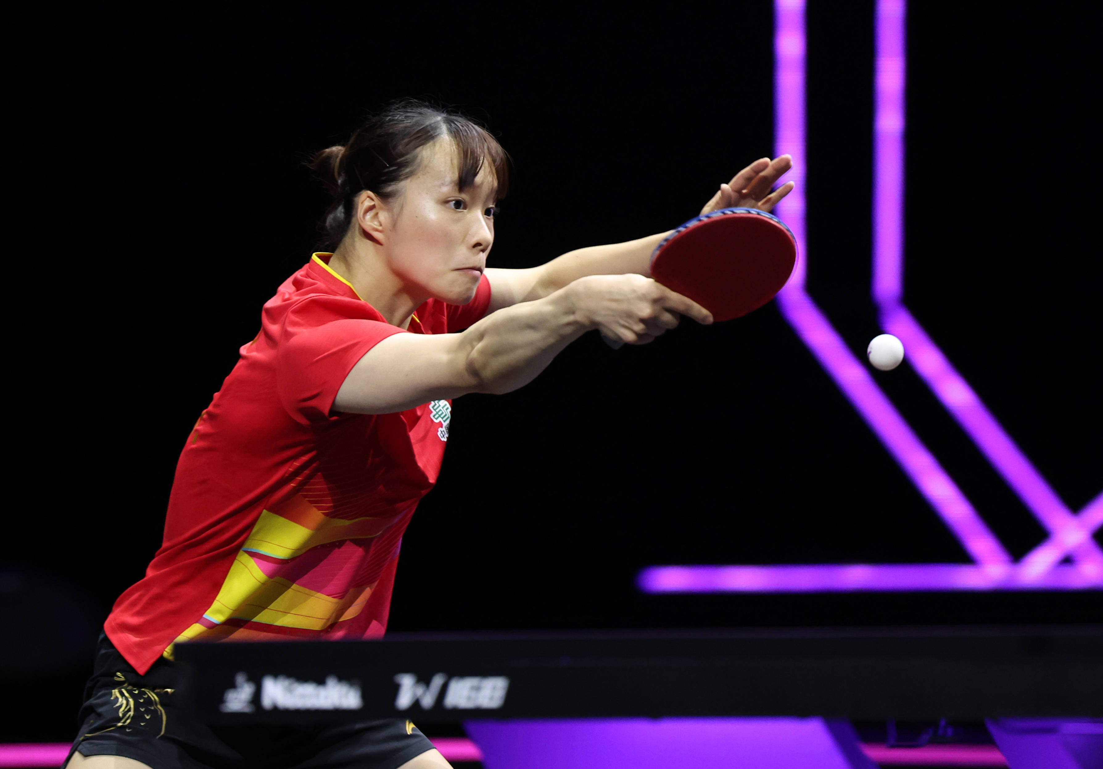 （体育）乒乓球——WTT横滨冠军赛：石洵瑶晋级八强