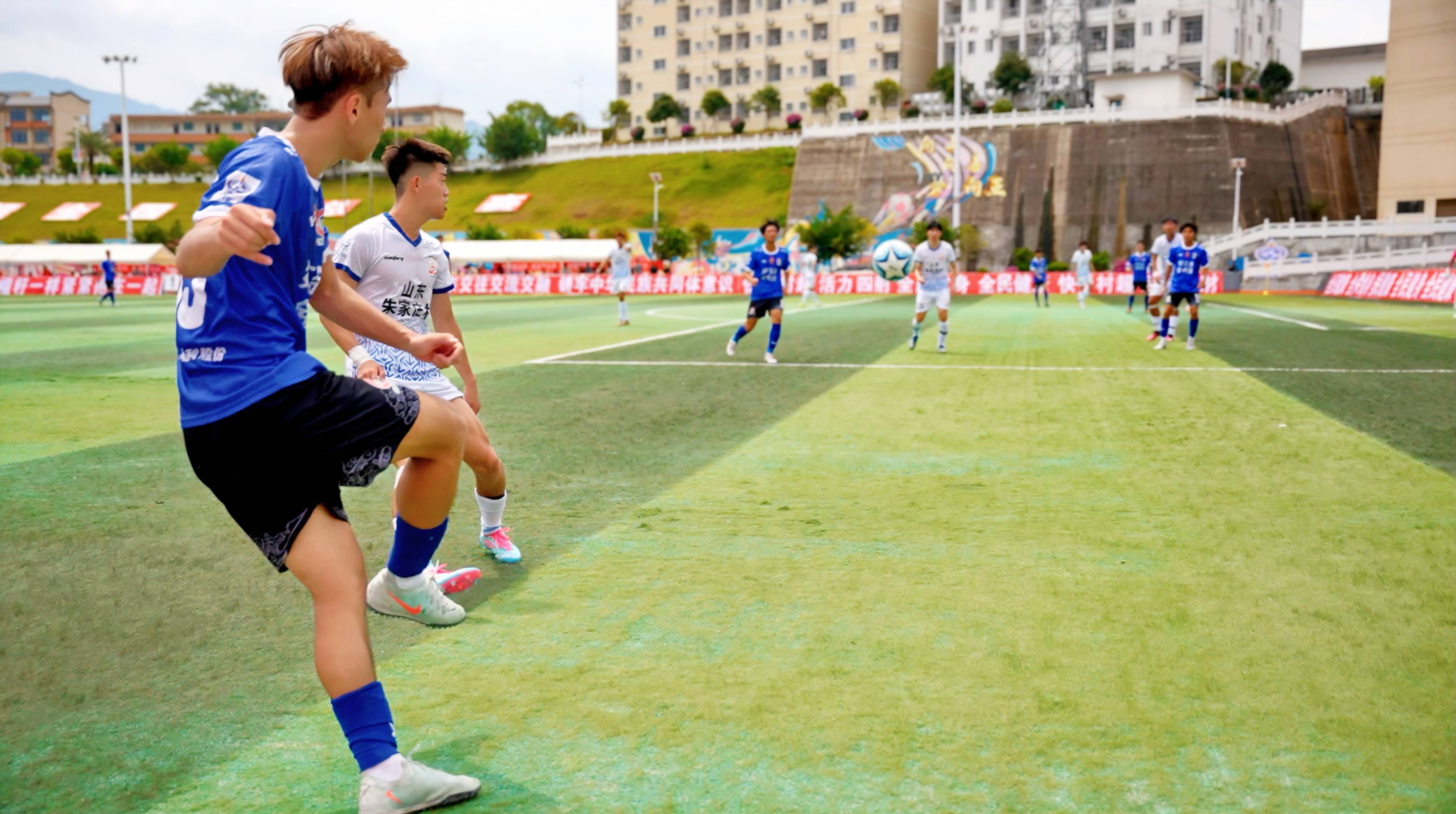 门柱无情，点球有义！肇庆金利南派足球“村超”首秀