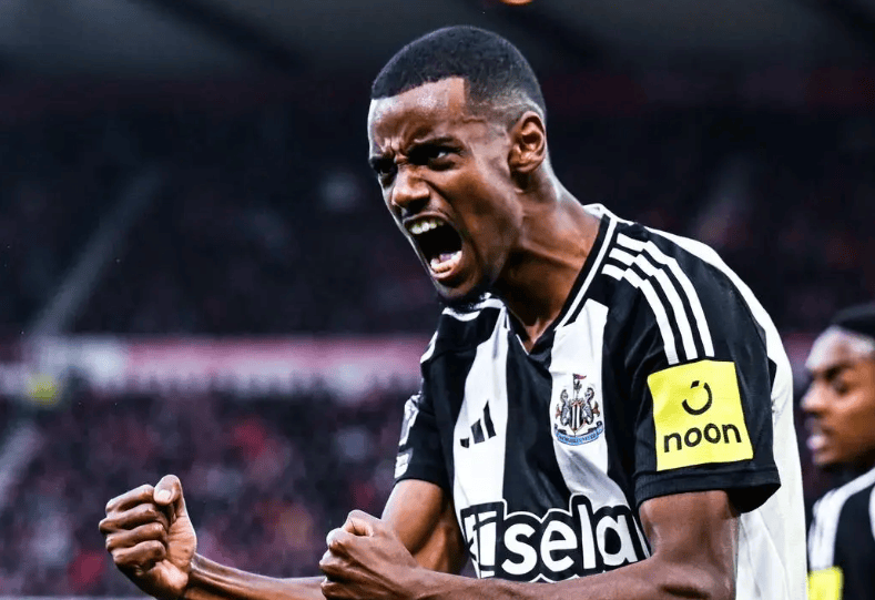 报价1.5亿欧！夏窗标王诞生！罢训罢赛有效果，利物浦造新三叉戟