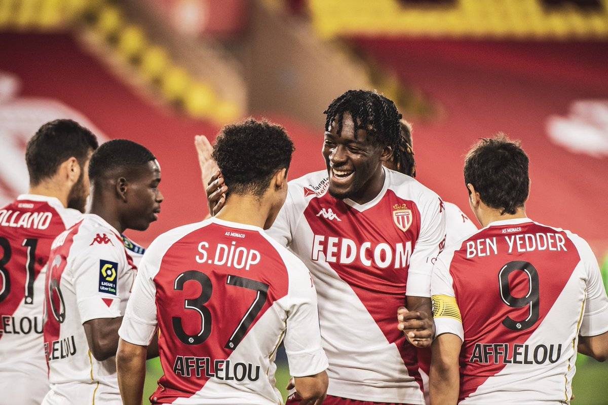 胜负彩25114期：曼城巴萨取开门红，热刺费耶诺德防冷