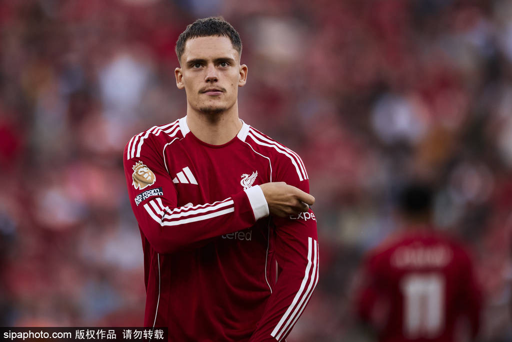 夏窗转会排行：利物浦霸榜曼联第三四六 赖因德斯第18