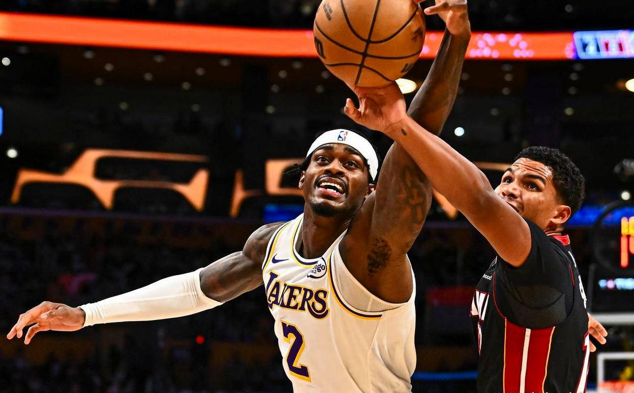 洛杉矶湖人战胜迈阿密热火的关键原因