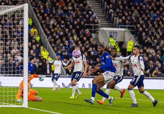 英超｜热刺胜埃弗顿